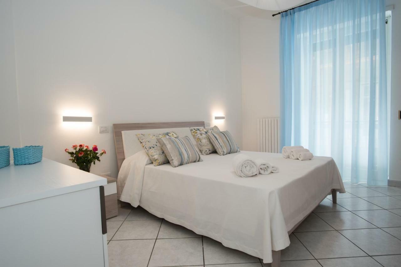 Appartement Dulce Mare à Salernes Extérieur photo