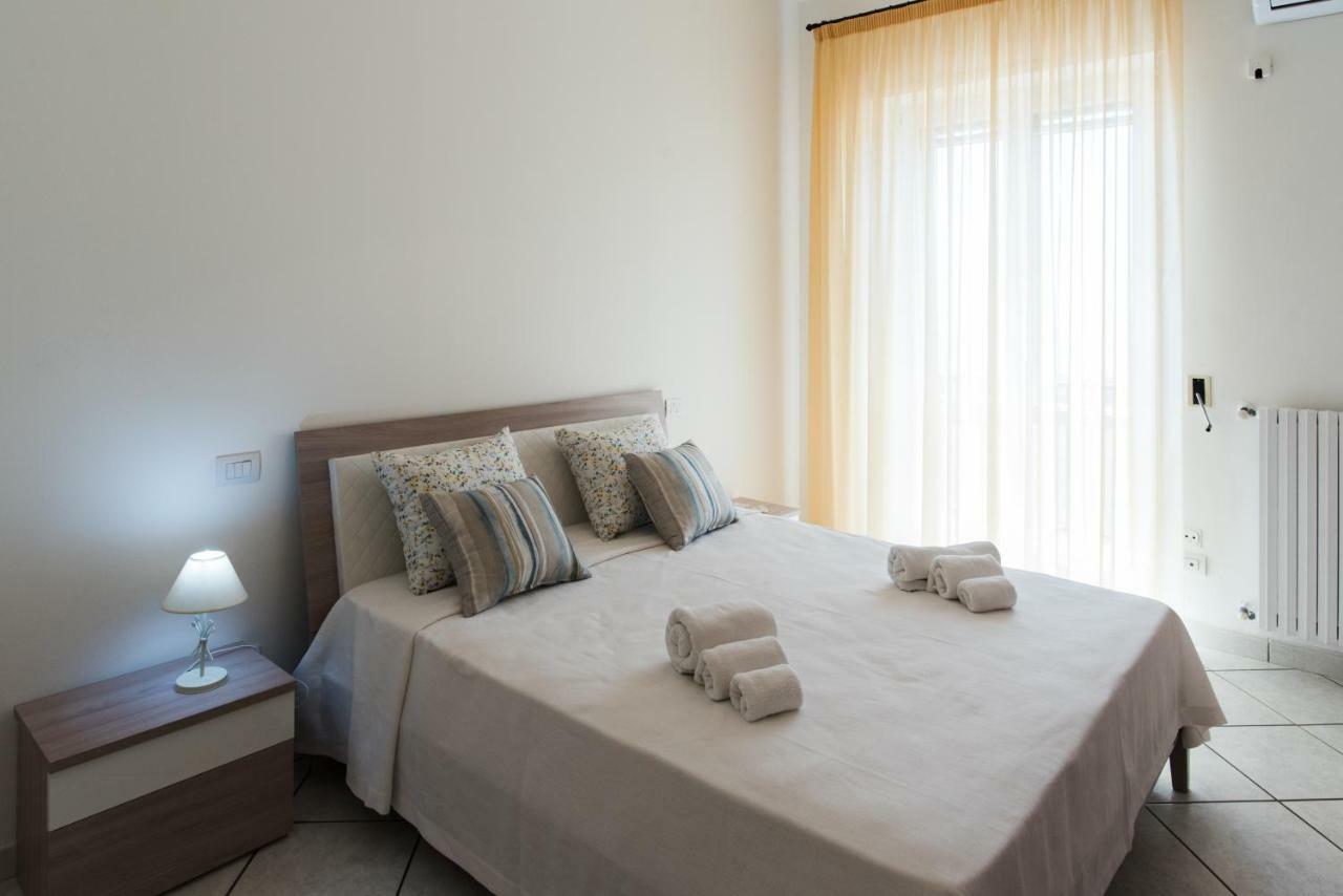 Appartement Dulce Mare à Salernes Extérieur photo