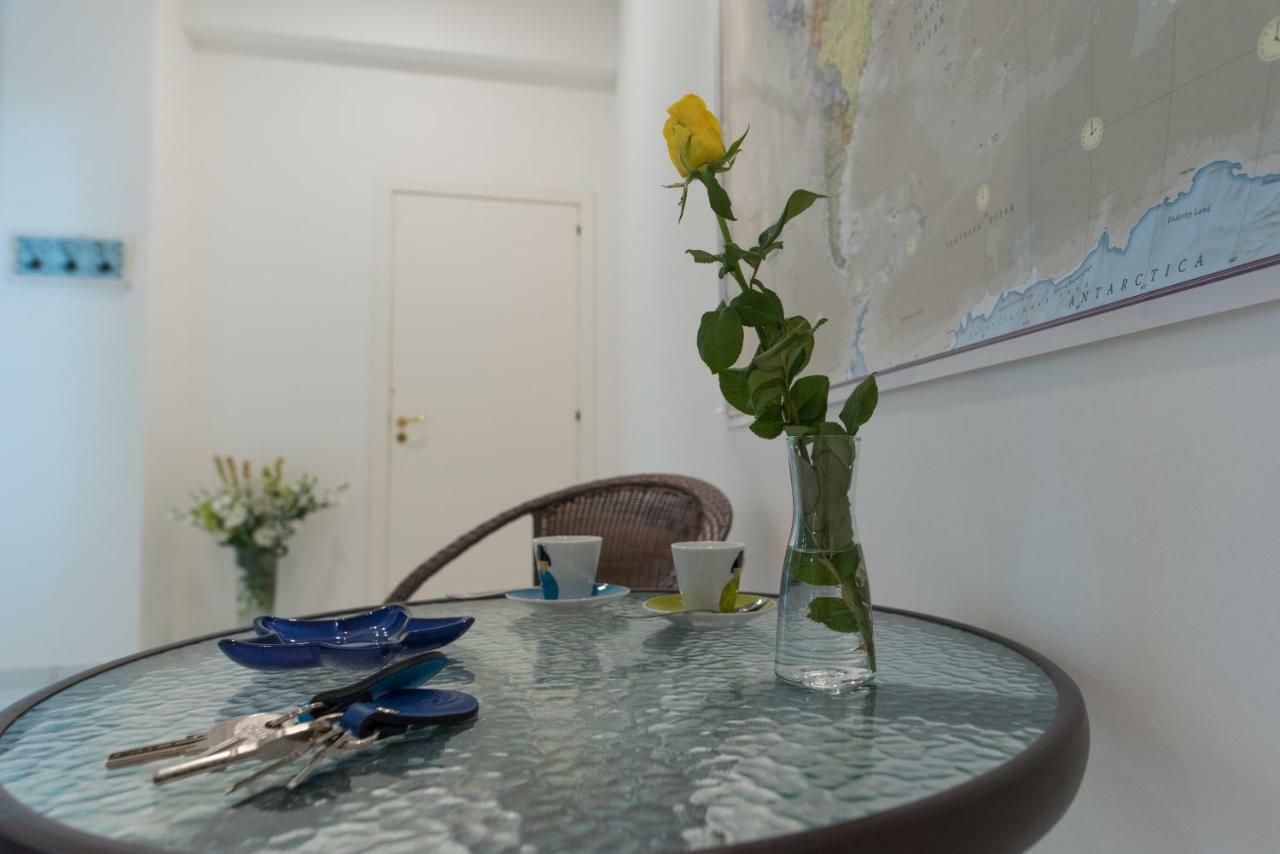 Appartement Dulce Mare à Salernes Extérieur photo